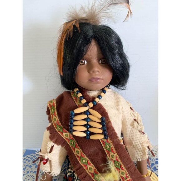 Vintage Duck House Heirloom Porcelain Indian Doll Bow & Arrow - Picture 12 of 14